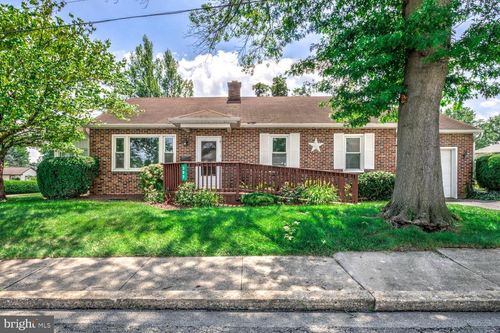 202 N Grant St, MANHEIM, PA, 17545-1118 | Card Image