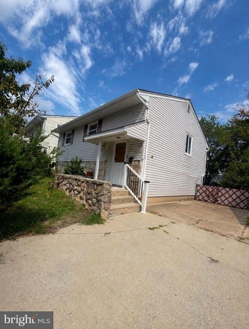 2242 Norwood Ave, PENNSAUKEN, NJ, 08110-1638 | Card Image