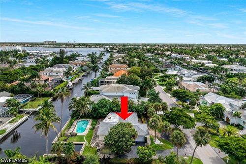 499 16th Avenue S, NAPLES, FL, 34102 | Card Image