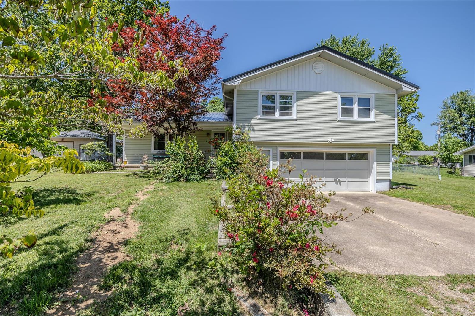 Primrose Dr, Lebanon, MO 65536