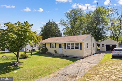 413 Hickory Ln, Mount Laurel, NJ, 08054-2145 | Card Image