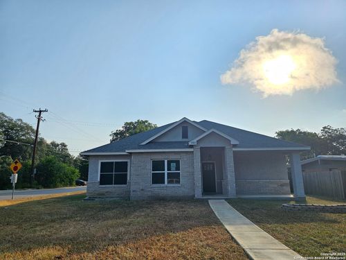 102 Lemonwood Ave, Universal City, TX, 78148-4207 | Card Image