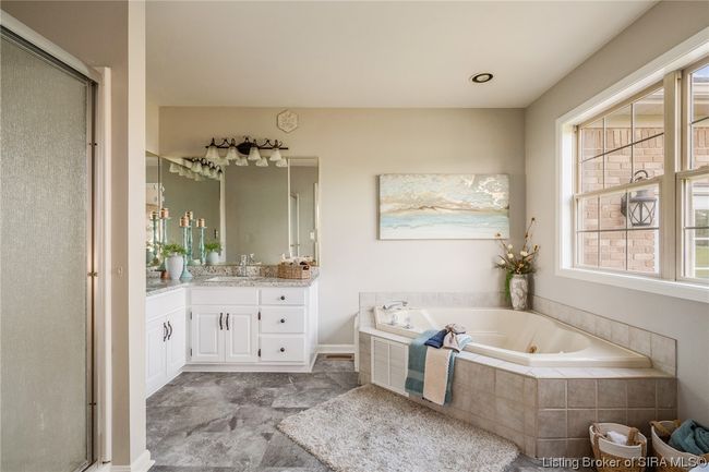 302 Saddleback Dr, Home with 3 bedrooms, 2 bathrooms and null parking in Charlestown IN | Image 24