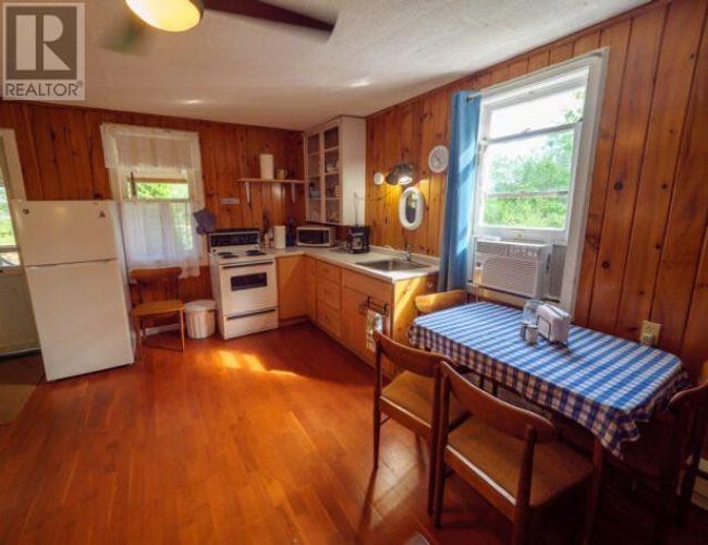 609 Queens Point Rd, Home with 7 bedrooms, 3 bathrooms and null parking in Grand Tracadie PE | Image 28