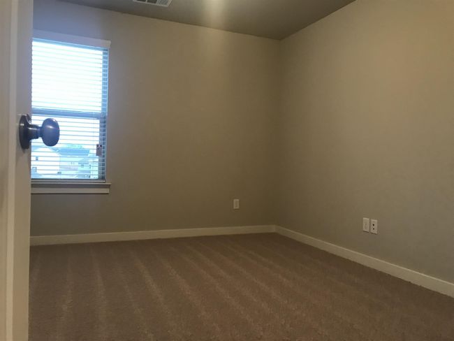 Upstairs bedroom #3 | Image 22