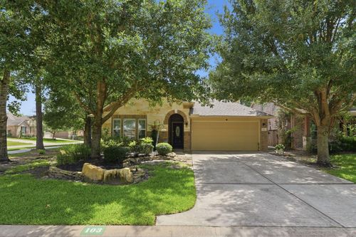 103 Forest Heights Way, Montgomery, TX, 77316-6424 | Card Image