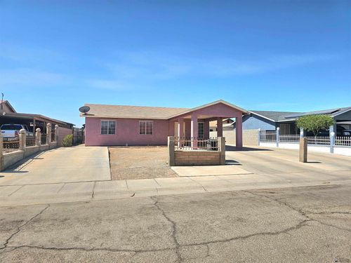 201 E Patricia St, San Luis, AZ, 85336-0777 | Card Image