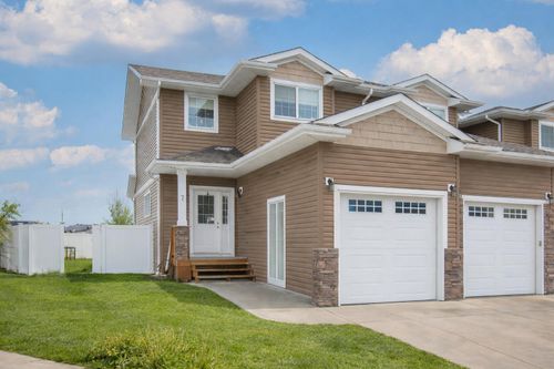 7 Rowberry Crt, Sylvan Lake, AB, T4S0L7 | Card Image
