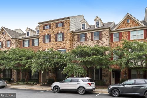22630 Cambridgeport Sq, ASHBURN, VA, 20148-6611 | Card Image