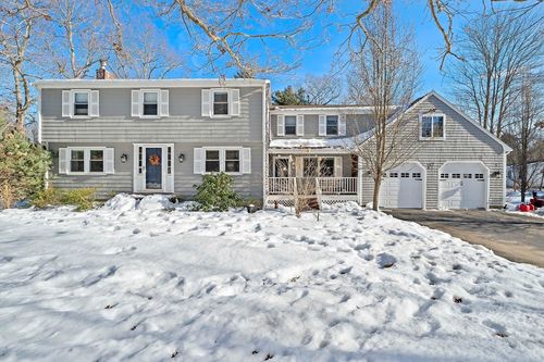 7 Andrew Dr, Pembroke, MA, 02359-3111 | Card Image