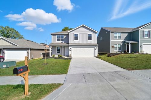 891 Sherwood Loop, Bellefontaine, OH, 43311 | Card Image