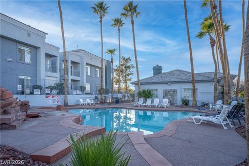 426-2201 Ramsgate Dr, Henderson, NV, 89074-6115 | Card Image