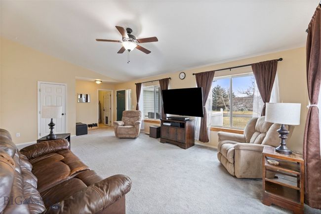 1302 W Summit St, House other with 3 bedrooms, 2 bathrooms and null parking in Livingston MT | Image 7