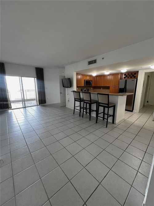 apt-501-120 S Douglas Rd, Coral Gables, FL, 33134-1822 | Card Image