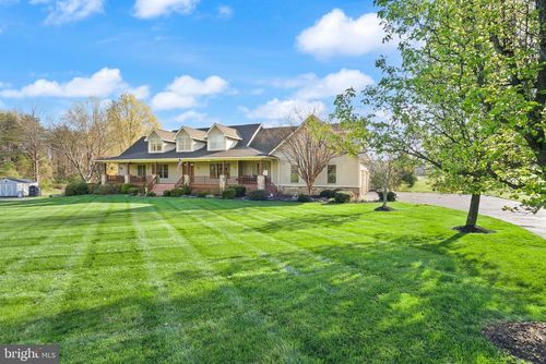 9351 Mackenzie Meadow Ct, Nokesville, VA, 20181-1032 | Card Image