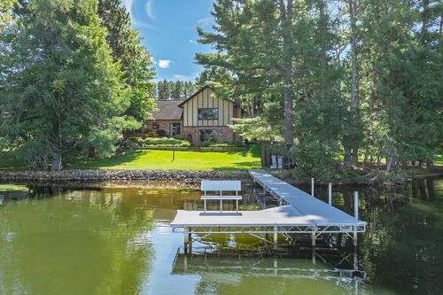 2700 Virginia Ln, Rhinelander, WI, 54501 | Card Image