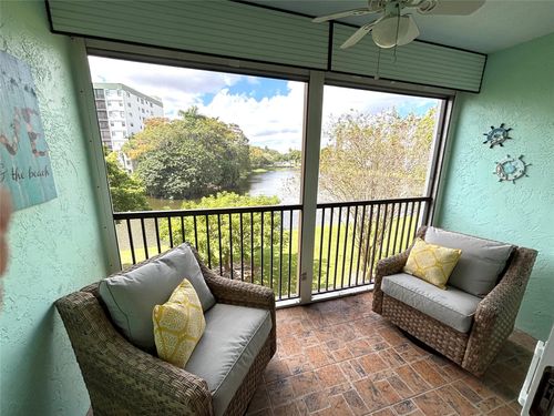 apt-304-2236 N Cypress Bend Dr, Pompano Beach, FL, 33069-5612 | Card Image