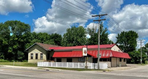 1316 Highway 212 W, Granite Falls, MN, 56241-1258 | Card Image