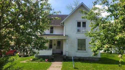 108 E Elm St, Strawberry Point, IA, 52076-9650 | Card Image