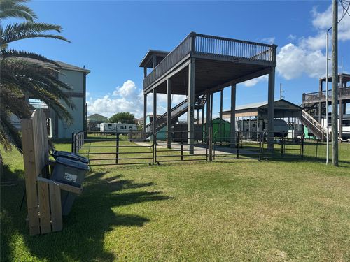 851 Trout Blvd, Crystal Beach, TX, 77650 | Card Image