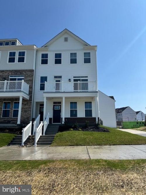 701 Platinum Dr, Phoenixville, PA, 19460 | Card Image