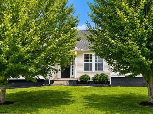223 Harvest Ridge Ln, Morgantown, WV, 26508-4872 | Card Image