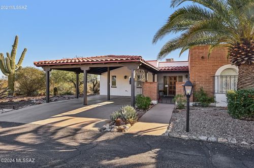 611 S Los Opalos, Green Valley, AZ, 85614-2312 | Card Image