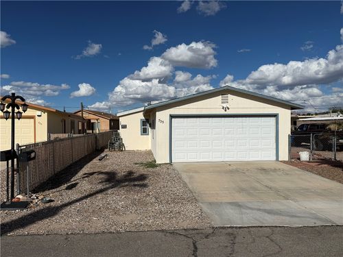 735 Morro Dr, Bullhead City, AZ, 86442-5551 | Card Image