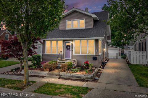 1487 Emmons Ave, Birmingham, MI, 48009-5163 | Card Image
