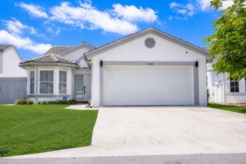 2974 Torrey Pine Ln, Lake Worth, FL, 33462-6415 | Card Image