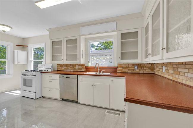 2105 S R St, House other with 2 bedrooms, 1 bathrooms and null parking in Fort Smith AR | Image 17