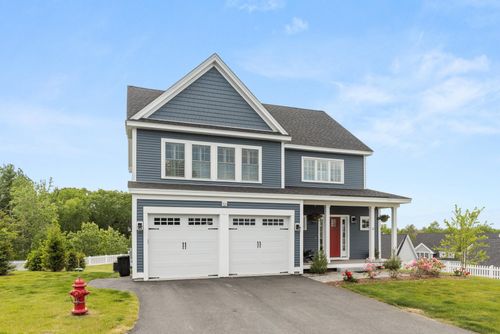 12 Summit Cir, Newmarket, NH, 03857-3201 | Card Image