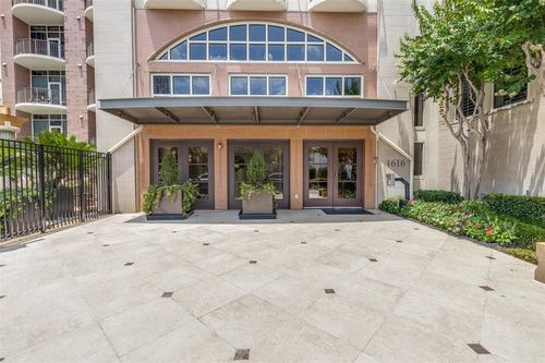 apt-202-1616 Fountain View Dr, Houston, TX, 77057-2514 | Card Image