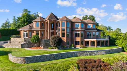 18 Stone Hill Dr, Rocky Hill, CT, 06067-4257 | Card Image