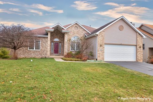 3631 Creekside Court, Winthrop Harbor, IL, 60096 | Card Image