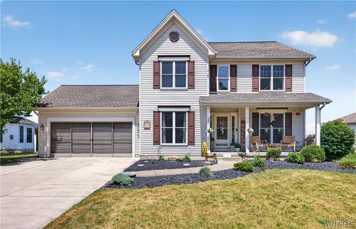 28 Apple Blossom Blvd, Lancaster, NY, 14086-9476 | Card Image