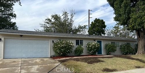 1891 Moore St, Simi Valley, CA, 93065-4832 | Card Image