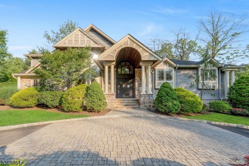 496 White Oak Ridge Rd, Short Hills, NJ, 07078-1271 | Card Image