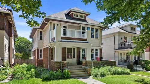 3934-3932 N Maryland Avenue, Shorewood, WI, 53211 | Card Image