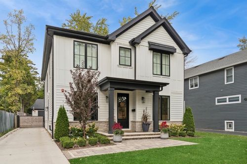 361 Adams Ave, Glencoe, IL, 60022-1814 | Card Image
