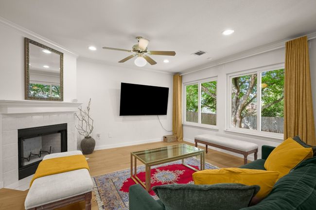 12330 Shropshire Blvd, House other with 3 bedrooms, 2 bathrooms and 4 parking in Austin TX | Image 4