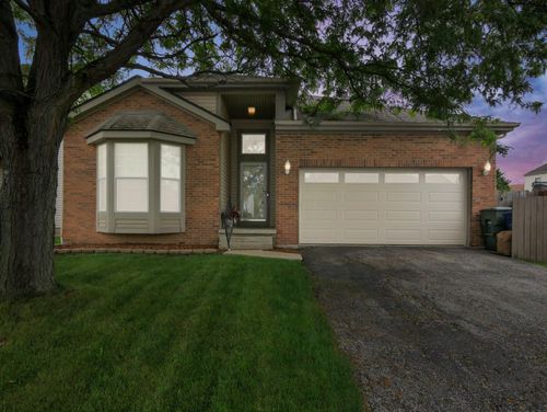 3136 Fabyan Dr, Reynoldsburg, OH, 43068-9778 | Card Image