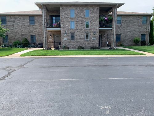 927-927 Oak Dr, Crown Point, IN, 46307-1590 | Card Image
