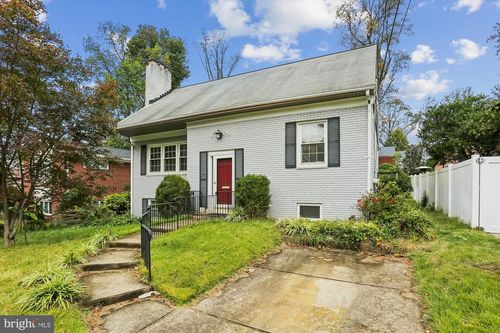 5517 Huntington Pkwy, BETHESDA, MD, 20814-1130 | Card Image