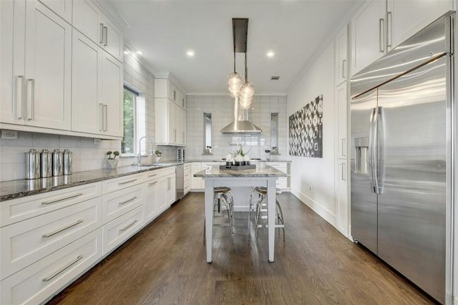 Gourmet Kitchen | Image 10