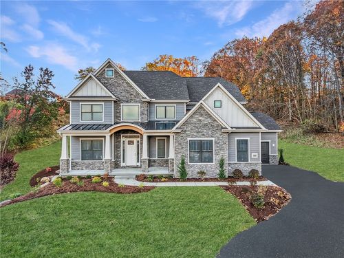 9660 Goehring Rd, Cranberry Twp, PA, 16066-3718 | Card Image