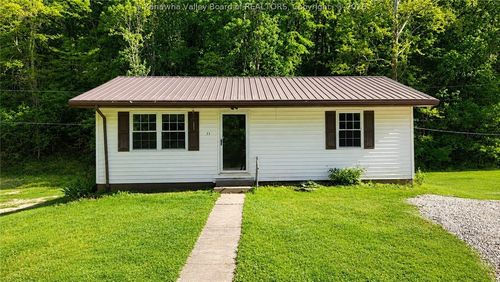 35 Little Buffalo Crk, West Hamlin, WV, 25571-7688 | Card Image