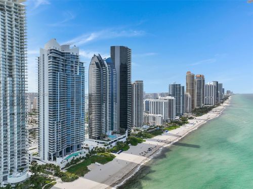 2805-17001 Collins Ave, Sunny Isles Beach, FL, 33160-4304 | Card Image