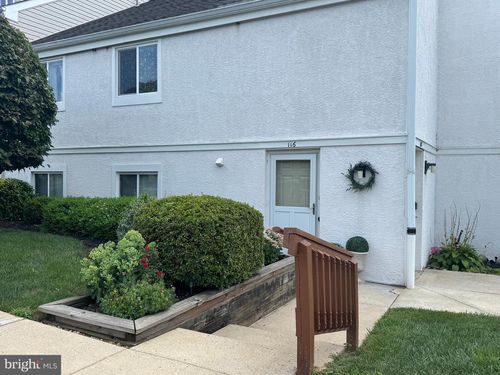 116 Harvest Ln, PHOENIXVILLE, PA, 19460-4047 | Card Image