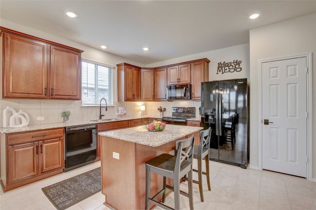 165 Pivot Dr, House other with 4 bedrooms, 3 bathrooms and null parking in Taylor TX | Image 15